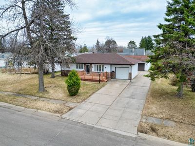 308 Hampshire Dr