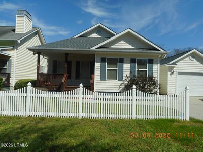 17 Caswell Ave