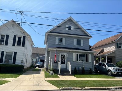 320 Center St