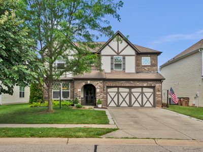 1975 Lakecrest Dr
