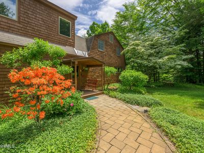 3 Cone Hill Rd
