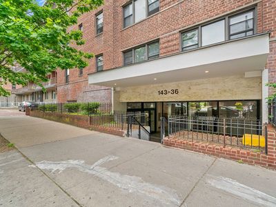 Property at 14336 Barclay Ave APT 5E, Flushing, NY
