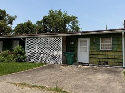 1401 David Dr