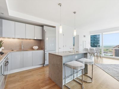 77 Hudson St APT 2611