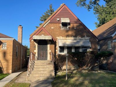 8640 S Vernon Ave
