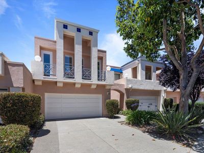 803 Lakeshore Dr