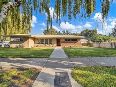 291 NW 4th St