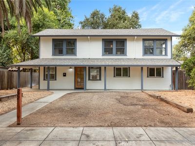 272 E 4th Ave