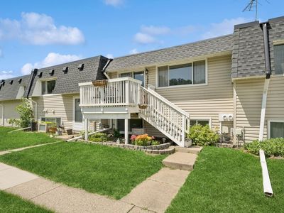 3950 Upper 75th St E