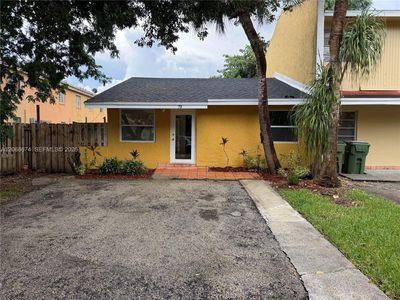 70 SW 14th Ter