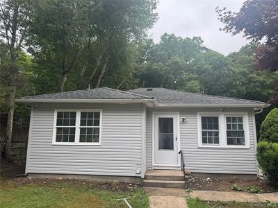7 Candido Avenue S