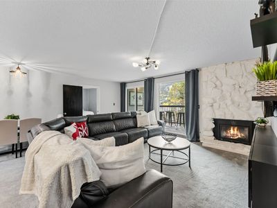 158 Ten Mile Cir #810