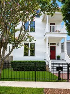 810 Tulane St