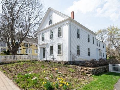 Property at 104 River Rd, Merrimac, MA