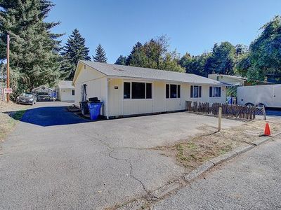 1601 Bryant St