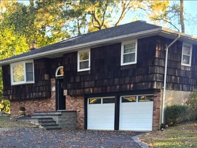 27 Groveland Park Blvd