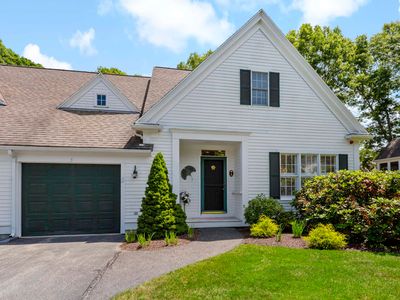 5 Mayfair Court UNIT 5
