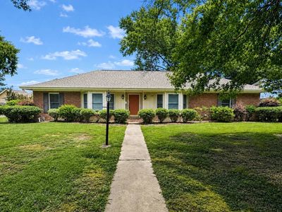 320 Oak Grove Dr