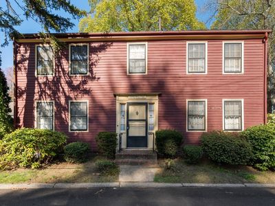 30 Troy Ln