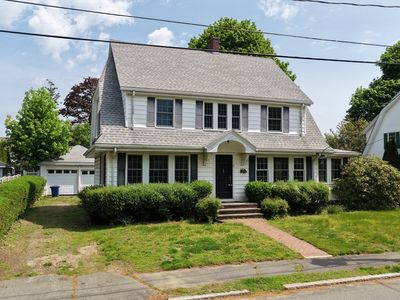 9 Cedar St