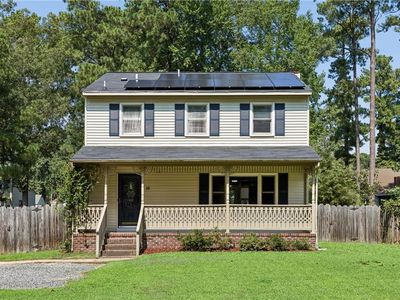 28 Holly St