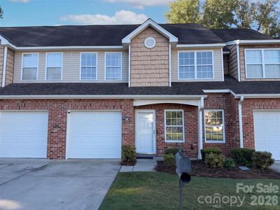 361 Valley Brook Ln SE