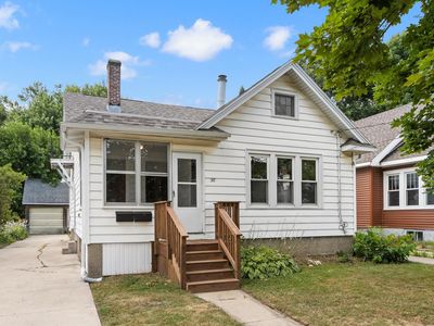 38 Corry St