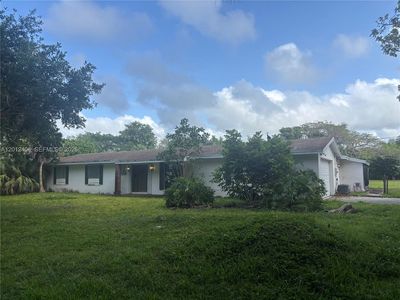 9290 SW 104th St