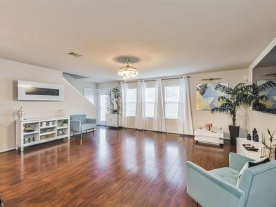 13510 Dahlia Green Way