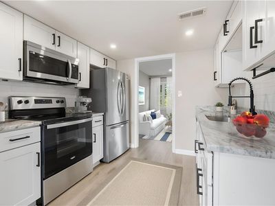 3667 Ship Chandlers Wharf