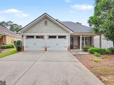 Property at 156 Cottage Club Dr, Locust Grove, GA