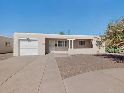 825 Dakota St SE