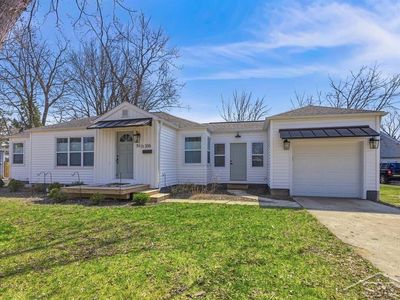 305 W Sugnet Rd