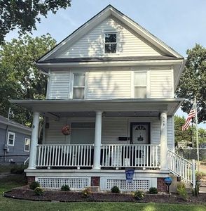 549 S Huttig Ave
