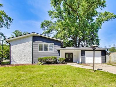 123 Boulder Hill Pass