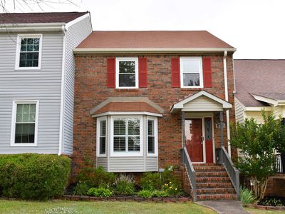 222 Meadowcrest Dr