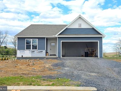 218 Heirloom Dr