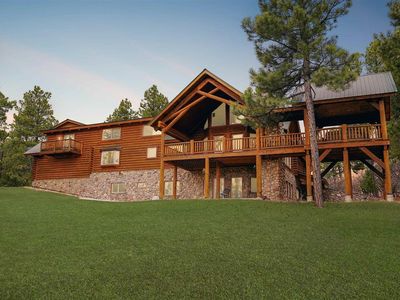 473 N Black Bear Place