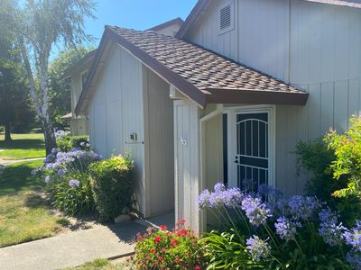 3085 Swallows Nest Dr