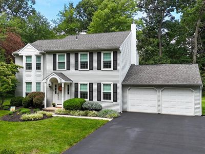 301 Grays Ln
