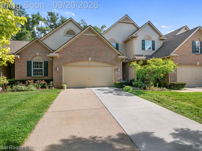 8019 Springdale White
