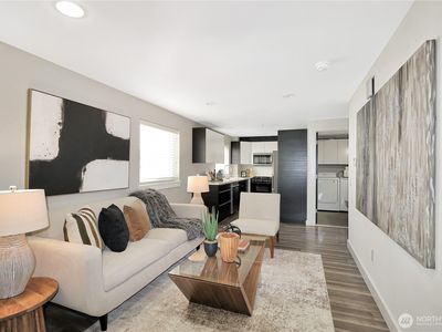 1533 18th Avenue S #5