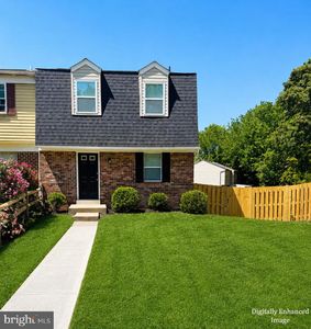 826 Holly Dr