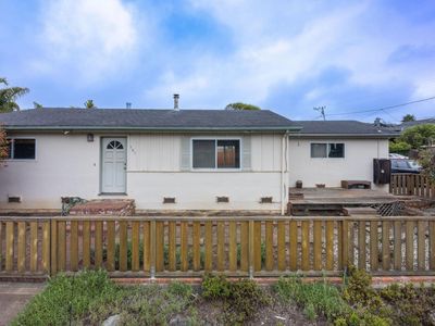 301 Beach St