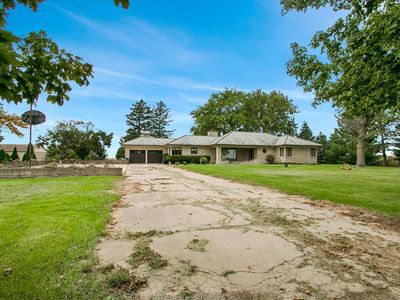 3255 E 12th Rd