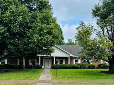 4736 Sussex Ln