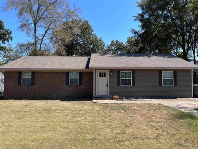 122 N Sawmill Rd