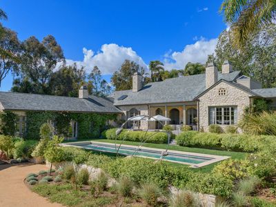 6625 Zumirez Dr