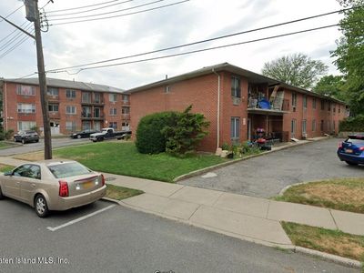 40-52 Willow Rd #1