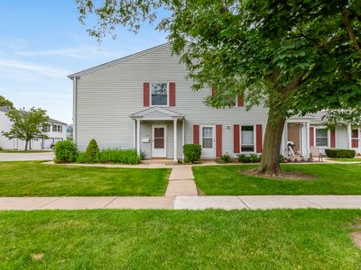 883 Wellington Ave #61